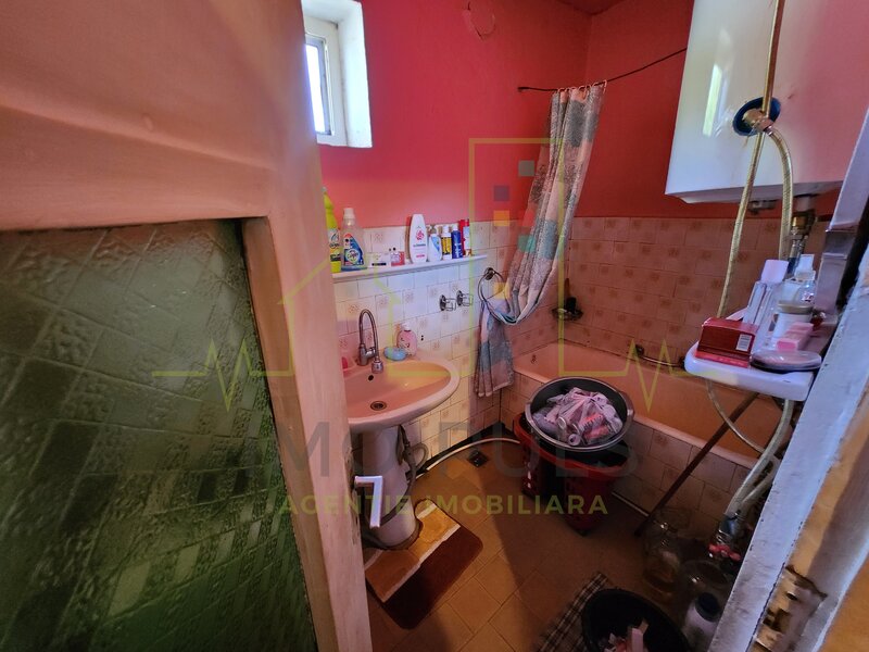 Timis Casa cu apartamente pentru muncitori. Sag