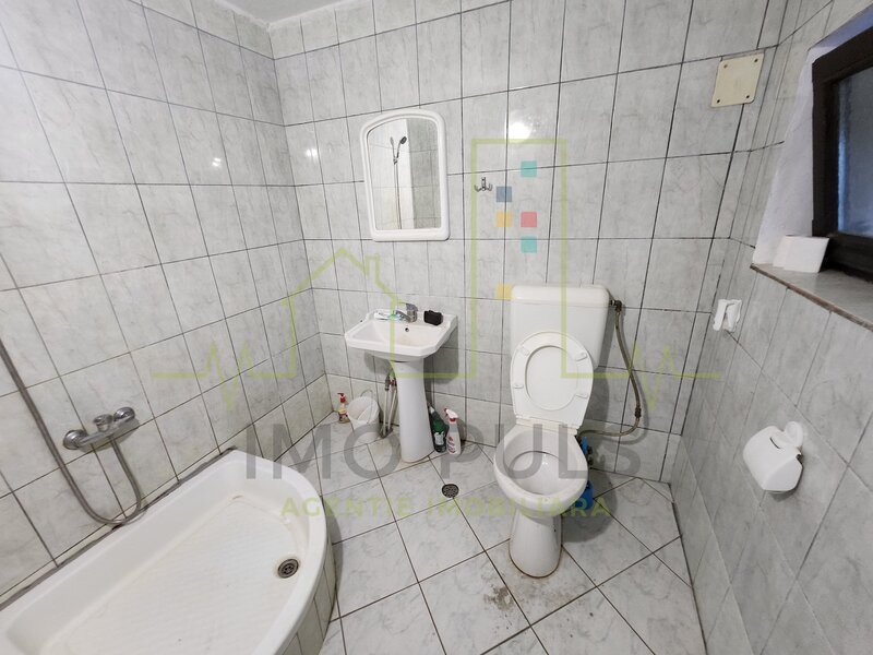 Timis Casa cu apartamente pentru muncitori. Sag
